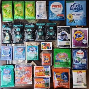 26+ Home Cleaning & Laundry Travel Items Bundle - Laundry Detergent Pods / Wipes